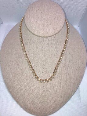 Napier Vintage Gold-Tone Necklace Entwined Faux Pearls Delicate Dainty